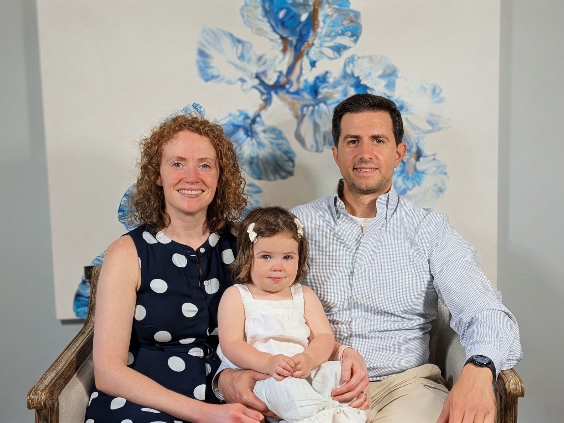 Isaac Fernandez with his wife and daughter